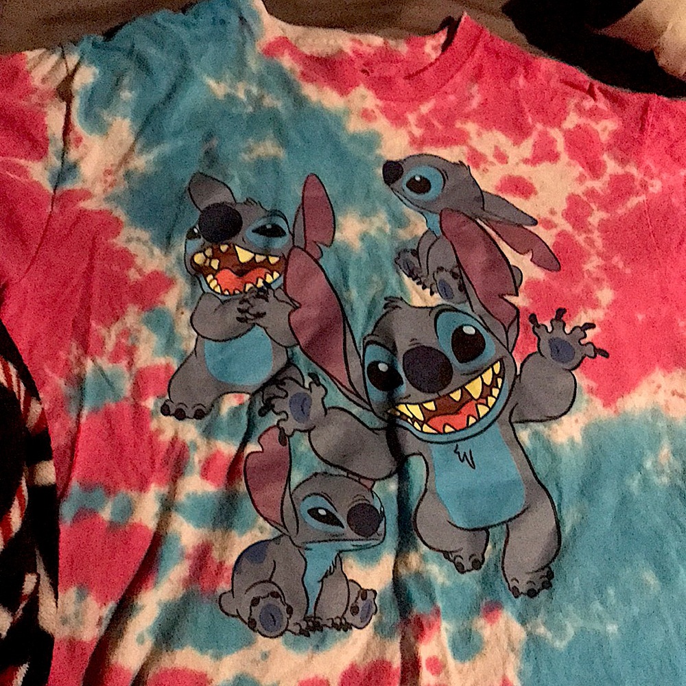 Lilo and stitch tie-dye red and blue Disney